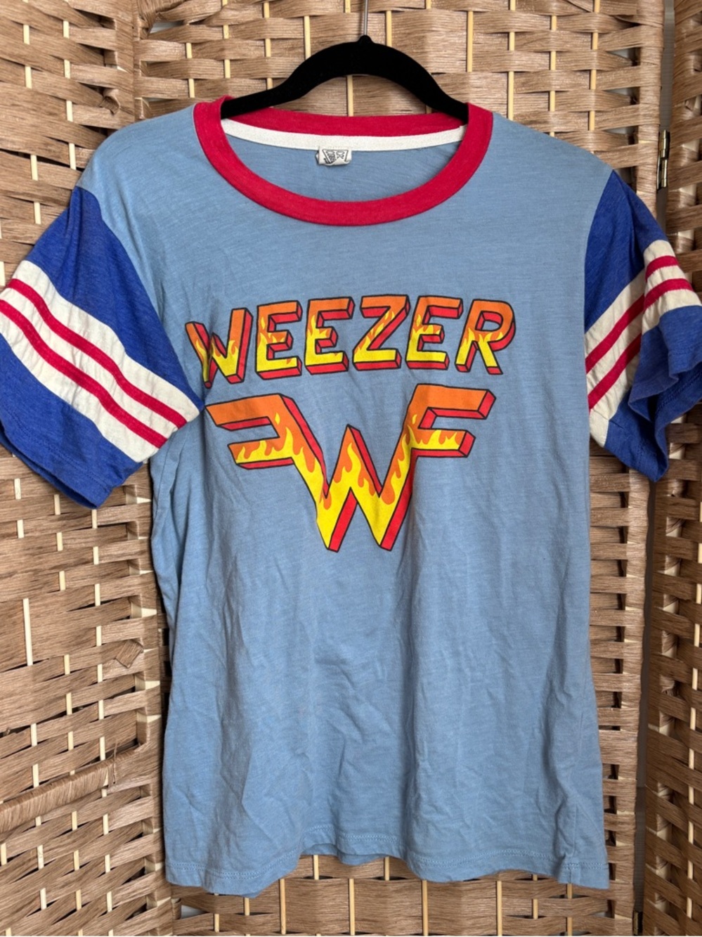 Vintage Weezer band tee